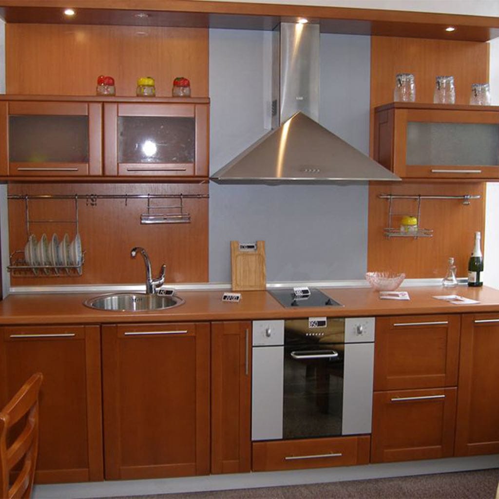 kuhnq18.jpg Custom kitchen BGK067 - Image 1