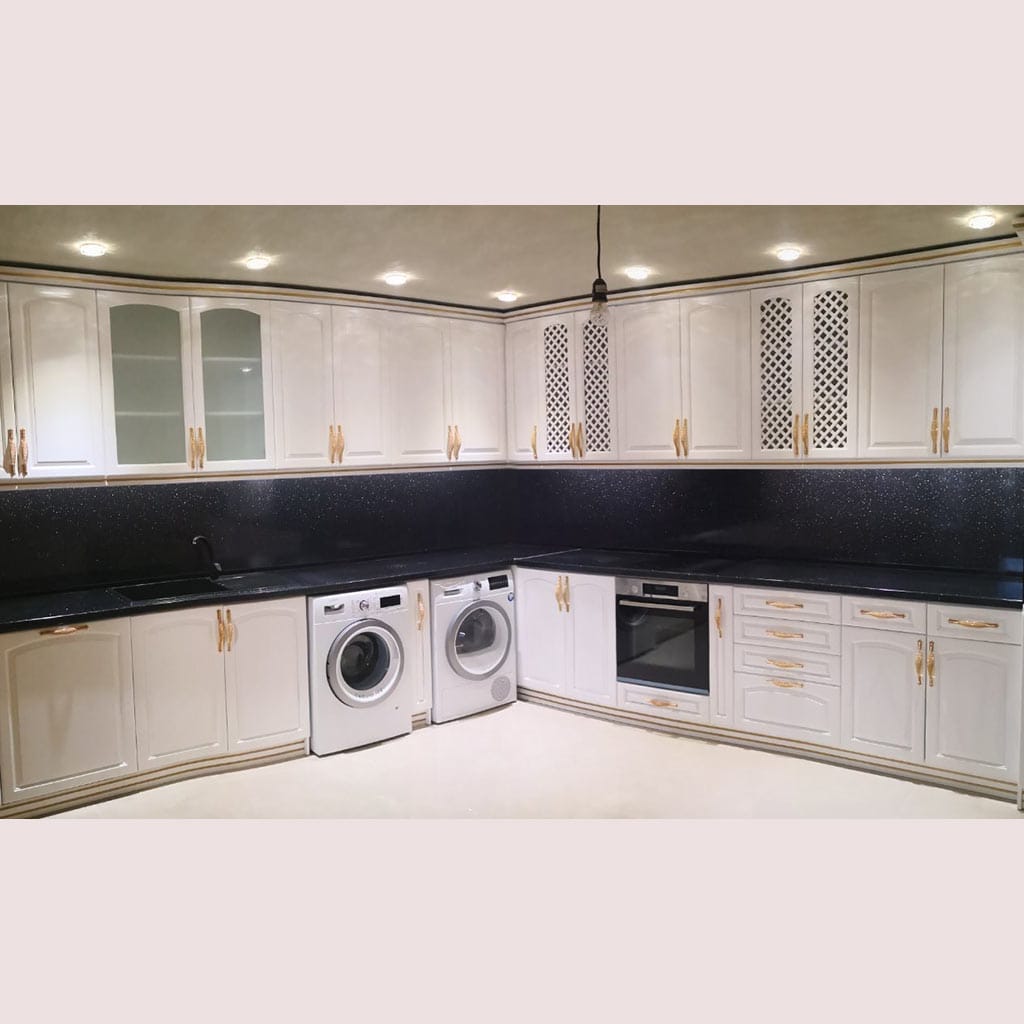 kuhnq8.jpg Custom kitchen BGK055 - Image 1
